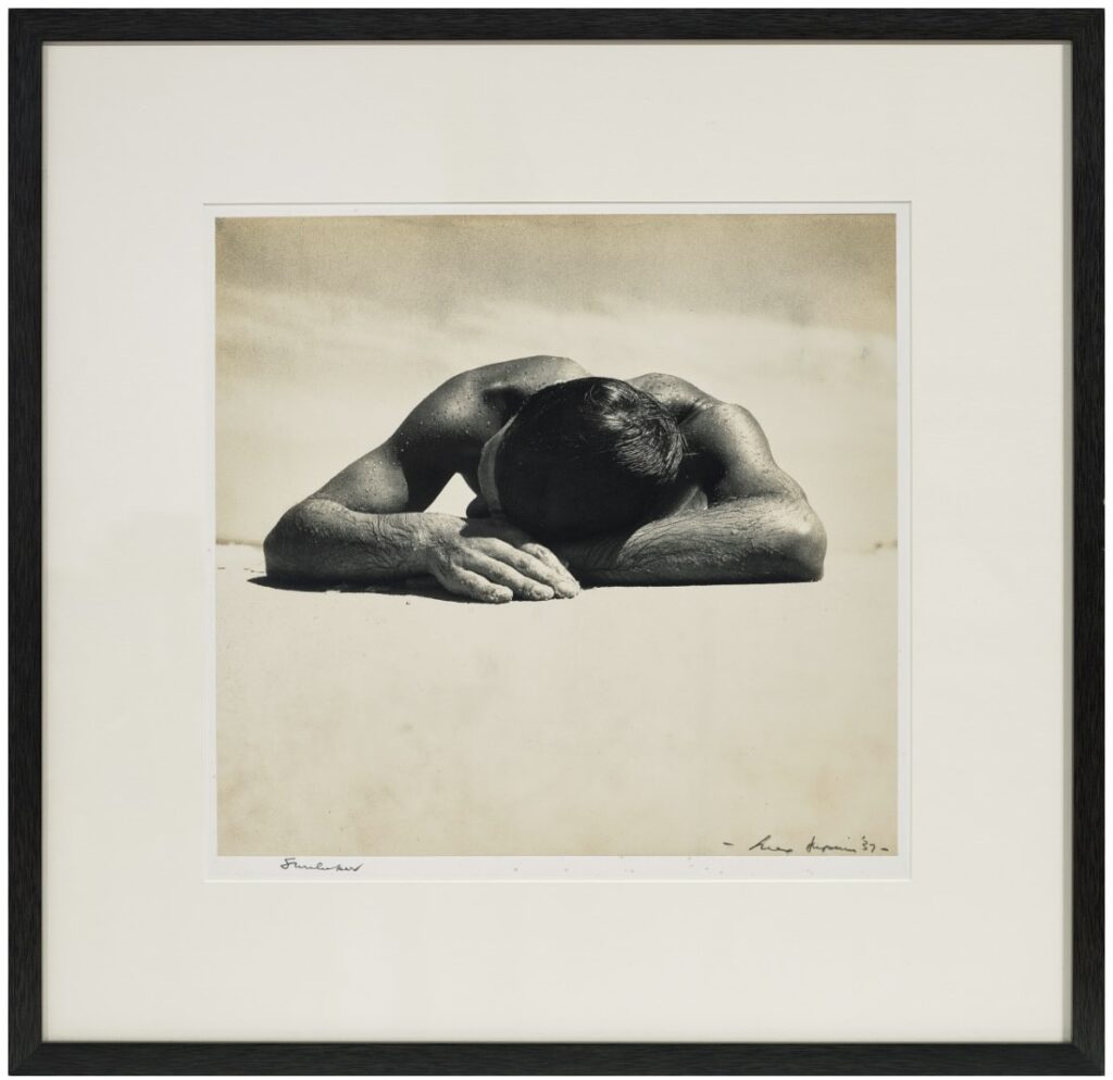 Rex Dupain photograph Sunbaker