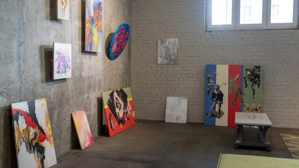 Collection of fine art for valuation